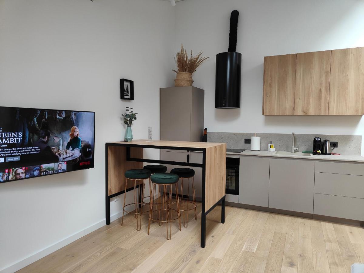 Owl Jazz Apartments - Luxury Apartments In The Heart Of The City Kaunas Exterior photo